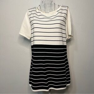 Cable & gauge short sleeved black & white stripped top. Size L. Preowned. EUC.